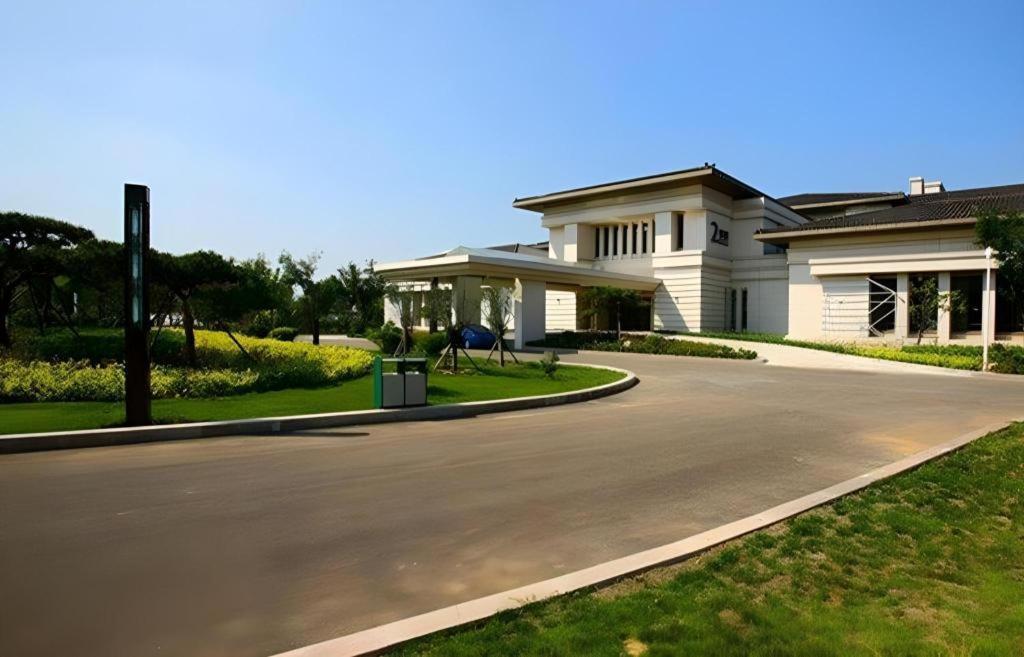 Linyi Blue Horizon International Hotel Yi He Exterior photo