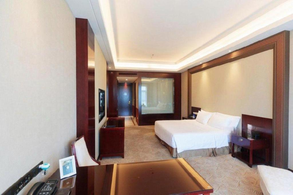 Linyi Blue Horizon International Hotel Yi He Exterior photo