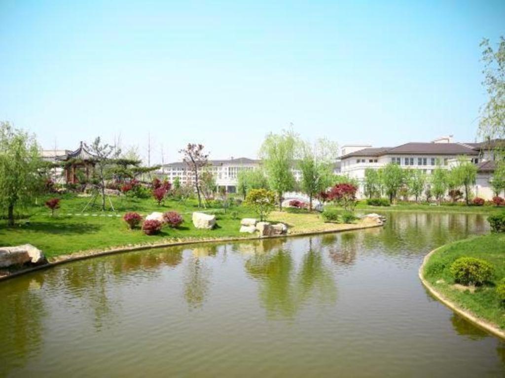 Linyi Blue Horizon International Hotel Yi He Exterior photo