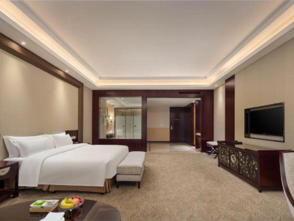 Linyi Blue Horizon International Hotel Yi He Exterior photo
