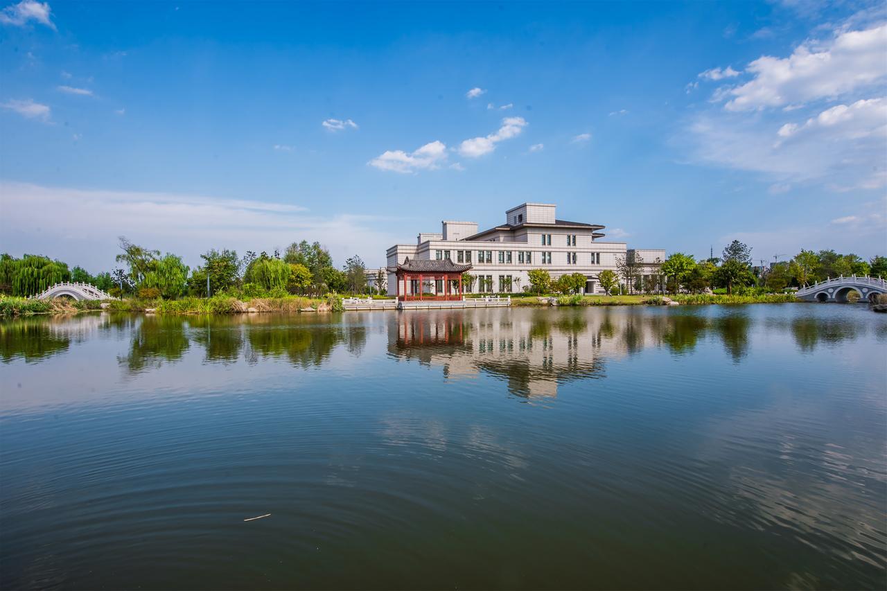 Linyi Blue Horizon International Hotel Yi He Exterior photo